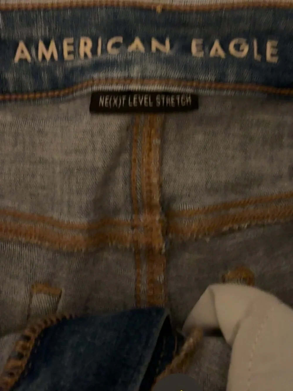 American Eagle Outfitters Distressed Rolled-Hem Denim Shorts - Dark Blue🌺